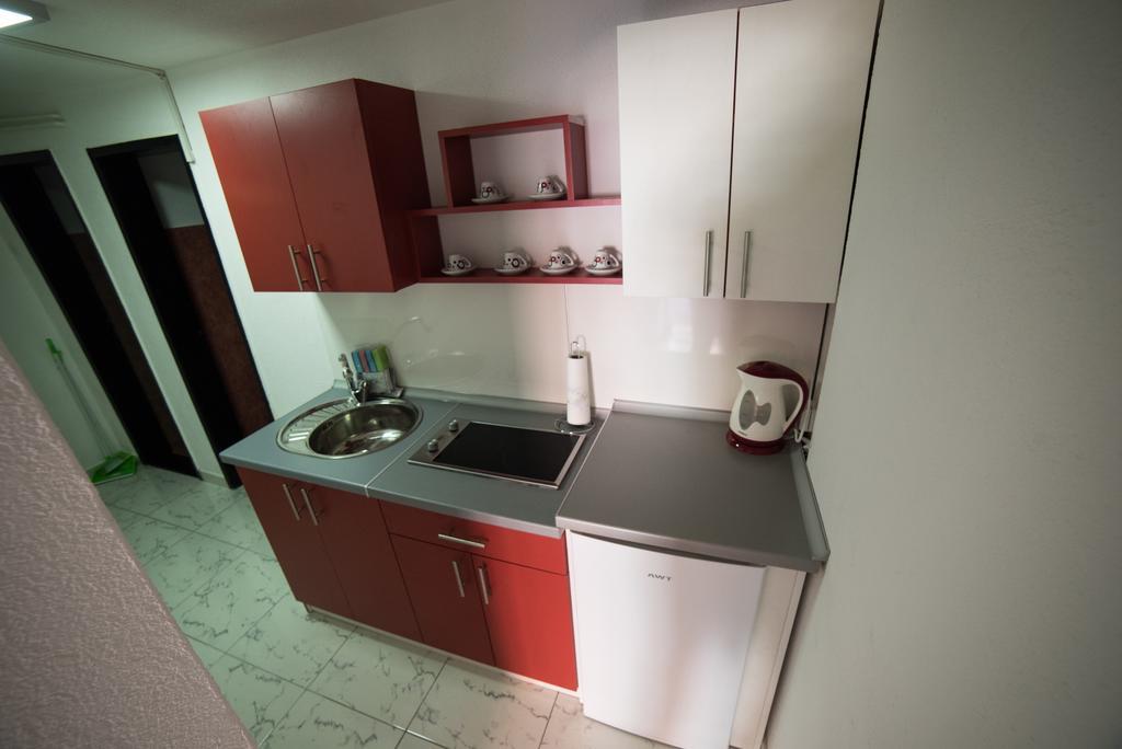 Apartman Hitno 图兹拉 外观 照片